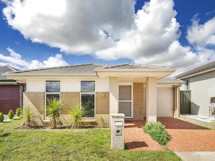 7 Huntington Street, Ropes Crossing NSW 2760