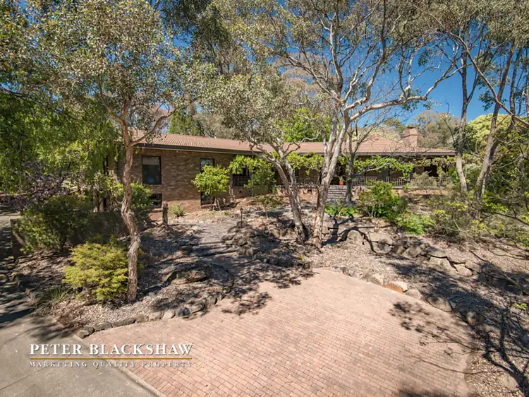 83 Hawkesbury Crescent, Farrer ACT 2607