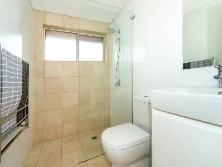 Sixth view of Homely unit listing, 8/38 Universal Street, Eastlakes NSW 2018
