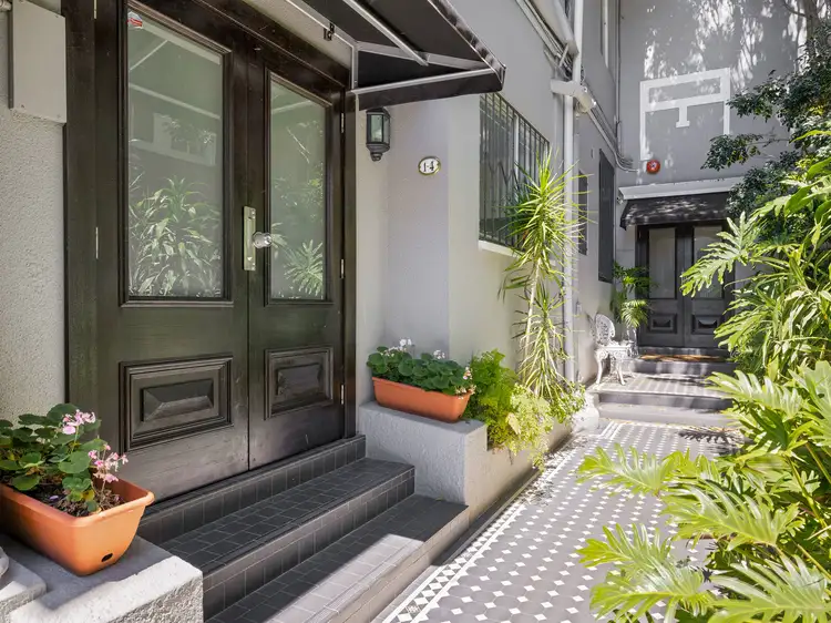 2/1 Hughes Street, Potts Point NSW 2011