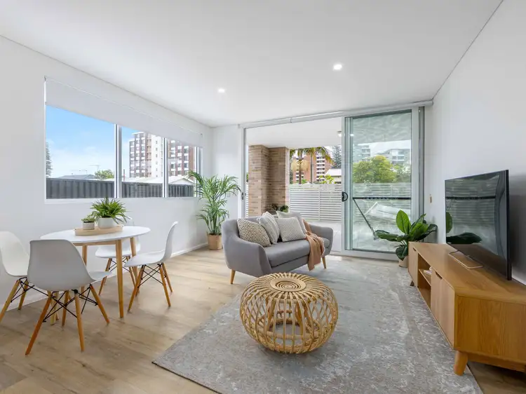 Main view of Homely unit listing, 1/7-11 Gordon Street, Port Macquarie NSW 2444