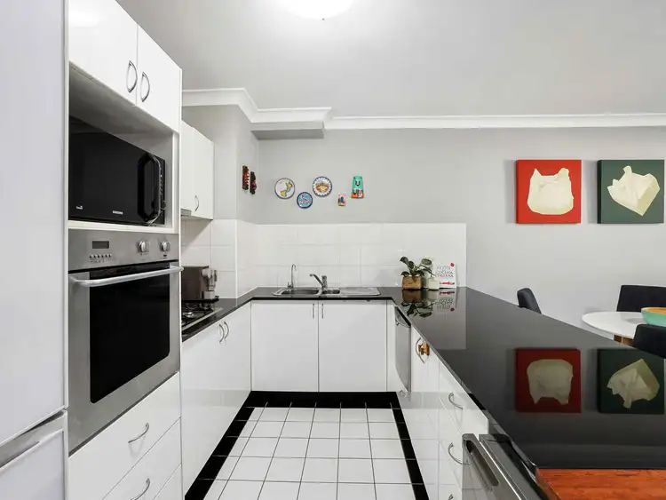 Third view of Homely unit listing, 2/3-11 Hawkesbury Ave, Dee Why NSW 2099