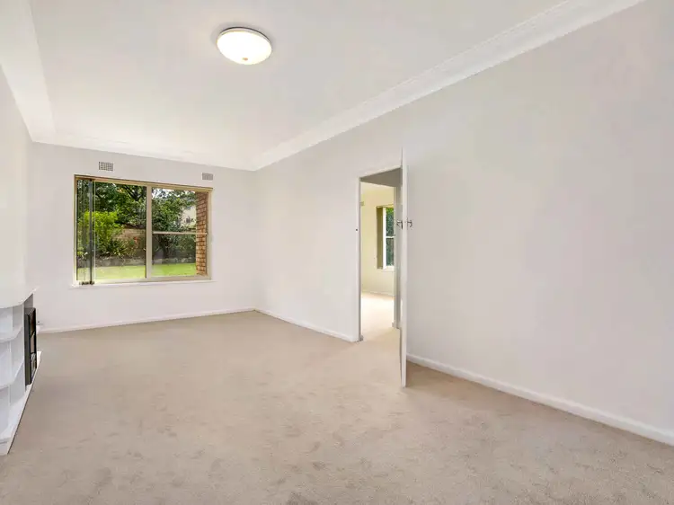 Main view of Homely unit listing, 2/200 Pacific Highway, Lindfield NSW 2070