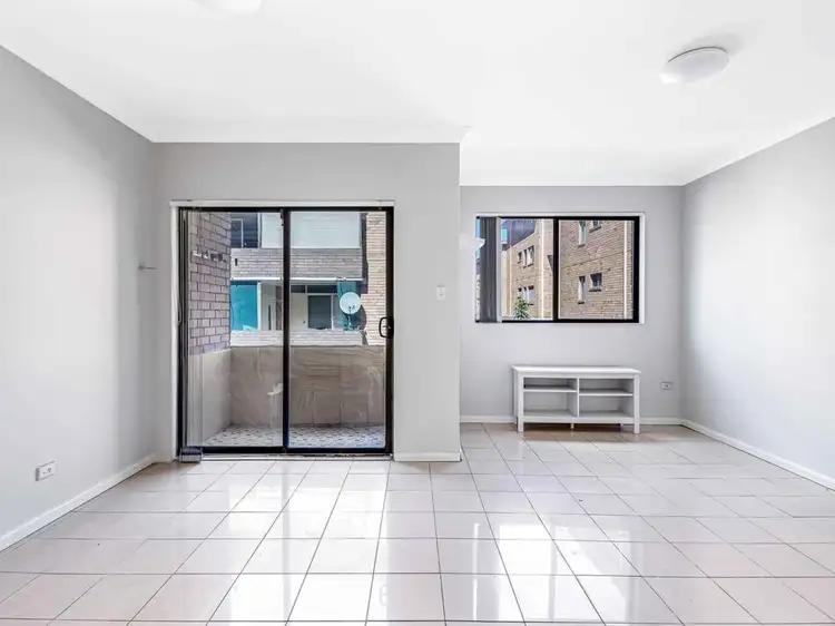 Fifth view of Homely unit listing, 1 4/7 FORBES ST, Warwick Farm NSW 2170