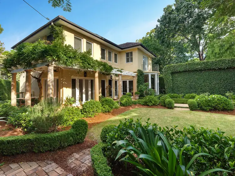 142 Edinburgh Road, Castlecrag NSW 2068