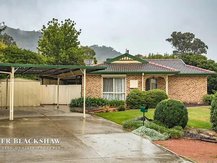 2 West Place, Banks ACT 2906