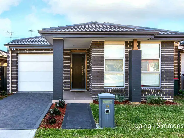 16 Colman Close, Ropes Crossing NSW 2760