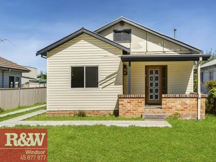 6 Hawkesbury Valley Way, Windsor NSW 2756