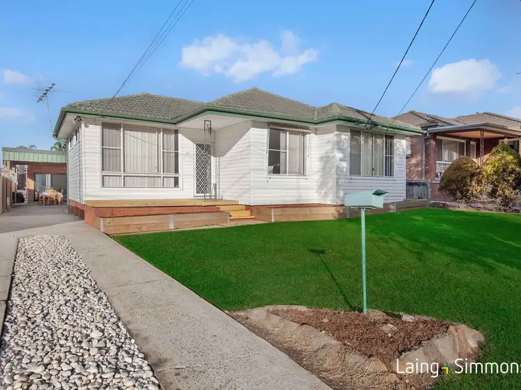 13 Lough Avenue