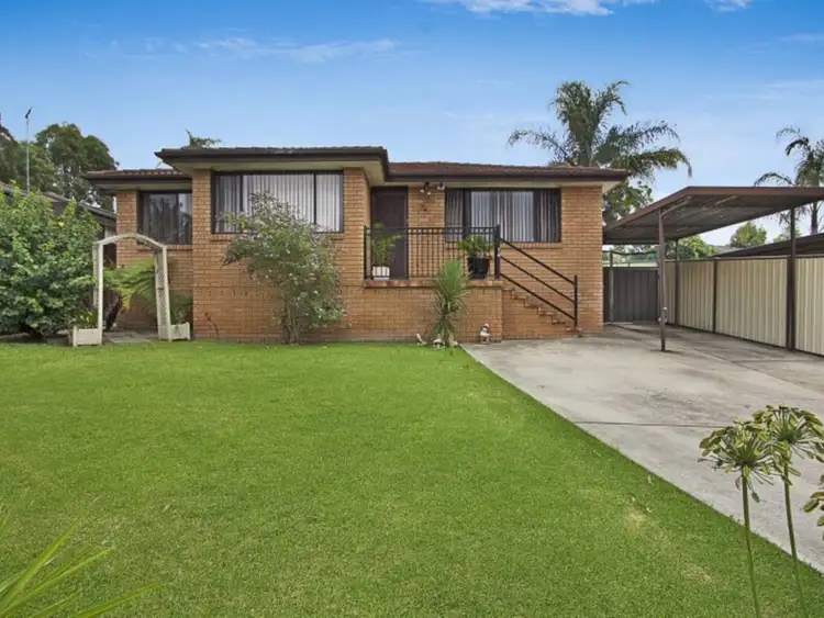 74 Yarramundi Drive, Dean Park NSW 2761