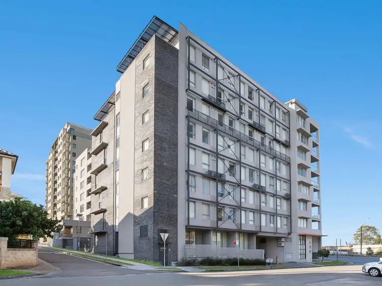 102-108 James Ruse Drive