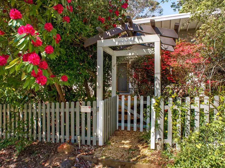 Sixth view of Homely house listing, 42 Pritchard Street, Wentworth Falls NSW 2782