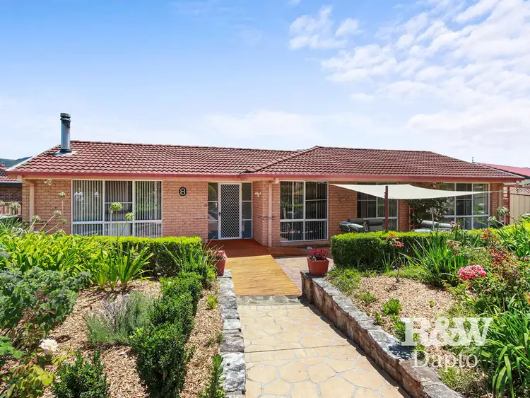 Second view of Homely house listing, 8 Oakhurst Close, Avondale NSW 2530