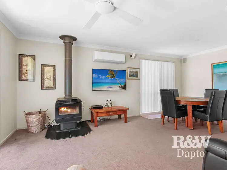 Third view of Homely house listing, 8 Oakhurst Close, Avondale NSW 2530