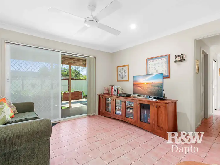 Fifth view of Homely house listing, 8 Oakhurst Close, Avondale NSW 2530