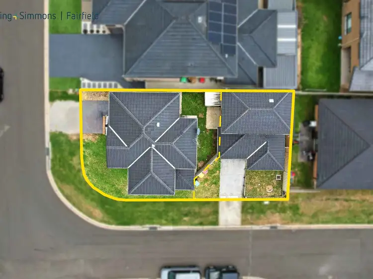 12 Gilruth Ave, Middleton Grange NSW 2171