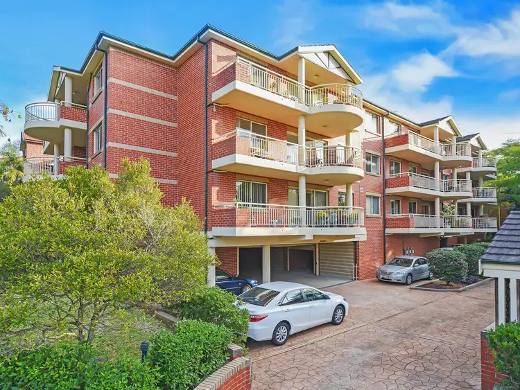 1/5-7 Bellbrook Avenue, Hornsby NSW 2077