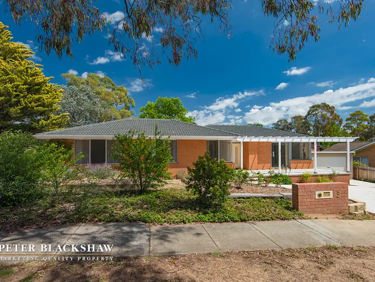 5 Williamson Street, Holder ACT 2611