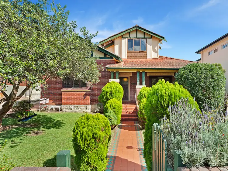42 Tunks Street, Northbridge NSW 2063