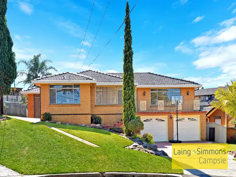 6 Petrie Place, Georges Hall NSW 2198