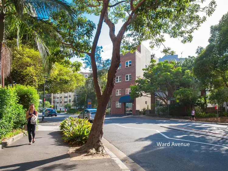 Sixth view of Homely studio listing, 301/5 Ward Avenue, Potts Point NSW 2011