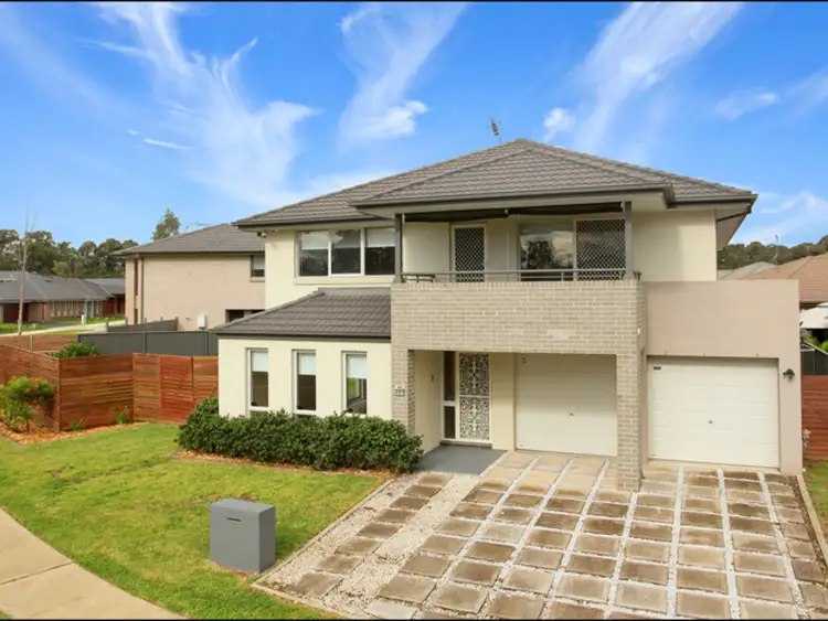 16 Gurry Ave, Ropes Crossing NSW 2760
