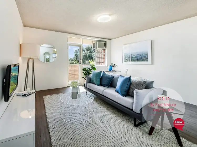 13/5 Western Crescent, Gladesville NSW 2111