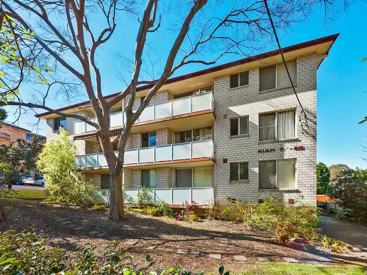 18/76 Hunter Street, Hornsby NSW 2077