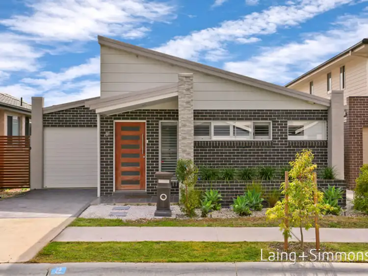 8 Huntington Street, Ropes Crossing NSW 2760