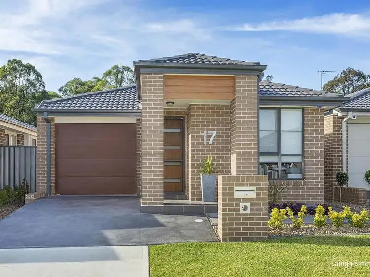 17 Cawley Circuit, Ropes Crossing NSW 2760