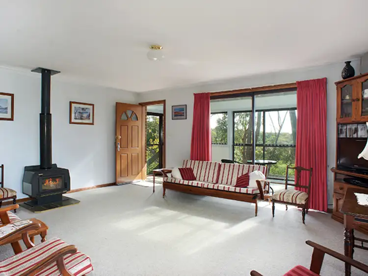 26 Sunnyside Avenue, Wentworth Falls NSW 2782