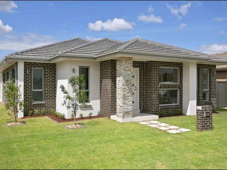 66 Rafter Parade, Ropes Crossing NSW 2760