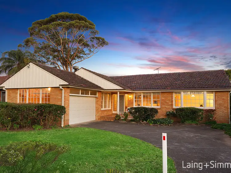 8 Taylor Place, Pennant Hills NSW 2120