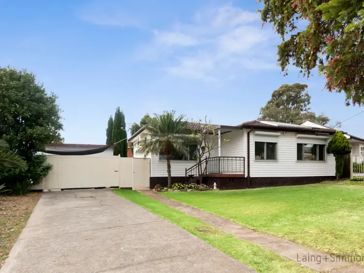 69 Hassall Street