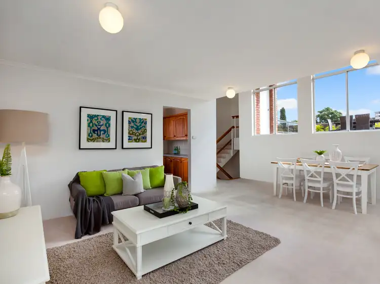 2/15 Rocklands Road, Wollstonecraft NSW 2065