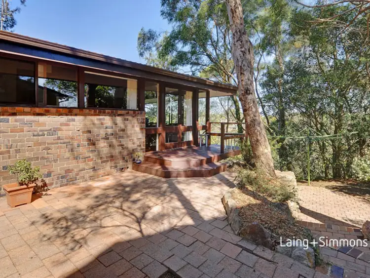 31 Meredith Avenue, Hornsby Heights NSW 2077