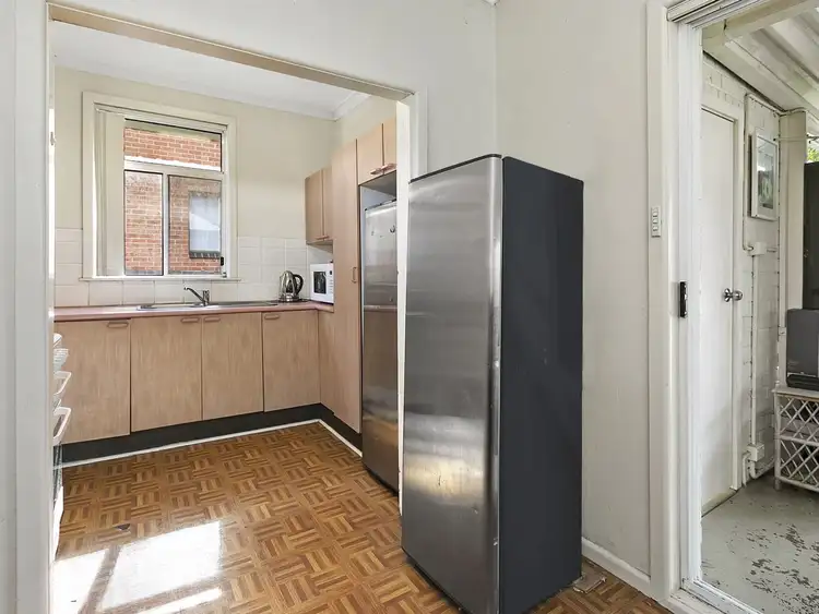 Fifth view of Homely house listing, 7 The Circle, Narraweena NSW 2099