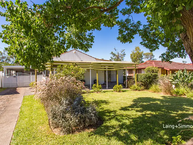 15 Anderson Ave, Blackett NSW 2770