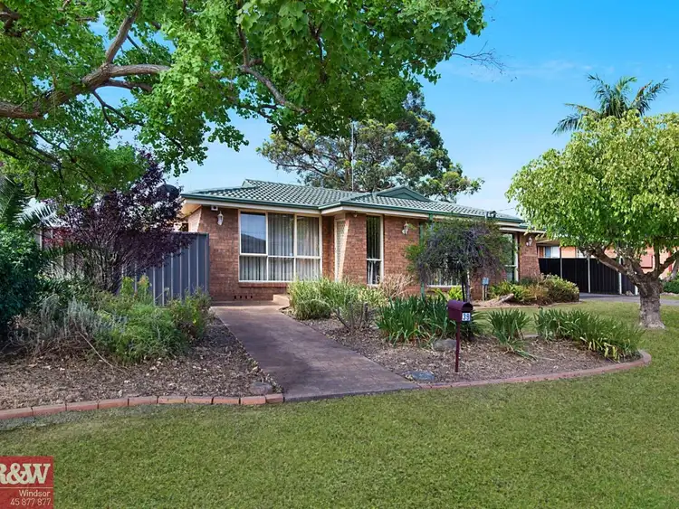 39 Sunset Ave, South Penrith NSW 2750