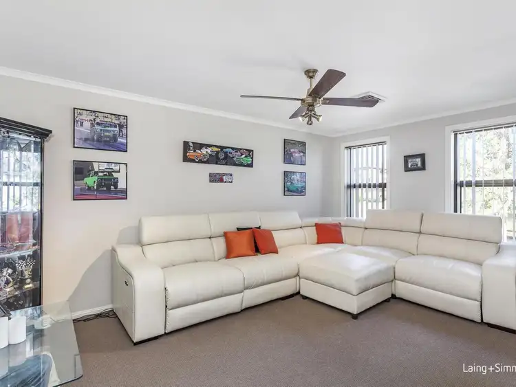 7 Drummond Avenue, Ropes Crossing NSW 2760