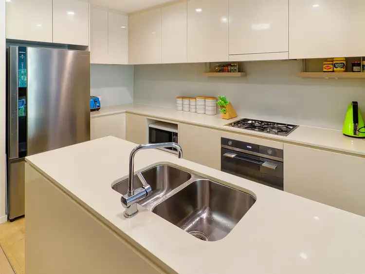 3302/1 Nield Avenue, Greenwich NSW 2065