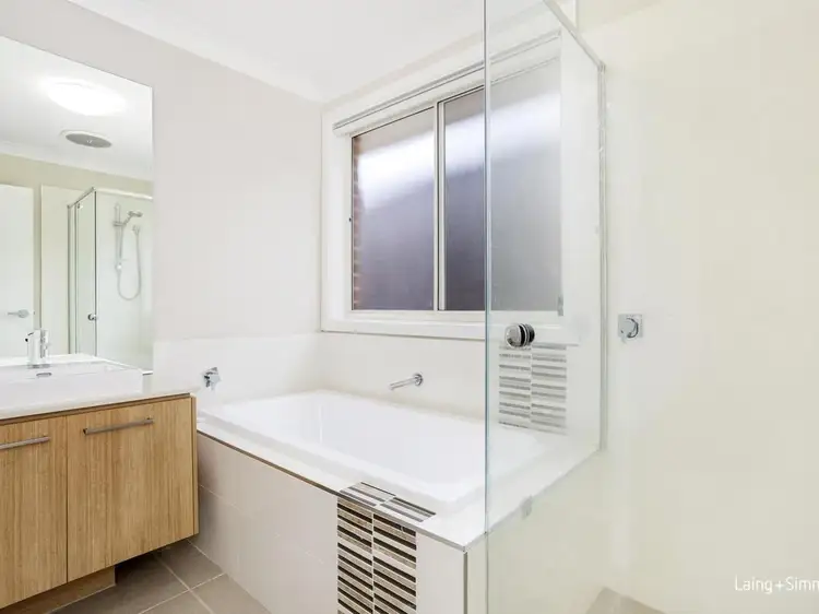 63 Rafter Parade, Ropes Crossing NSW 2760