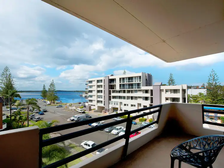 Main view of Homely unit listing, 18/1 Waugh Street, Port Macquarie NSW 2444