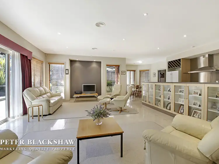 6 Peken Place, Nicholls ACT 2913