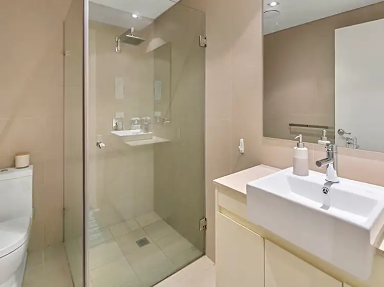 Sixth view of Homely unit listing, 4/4-16 Kingsway, Dee Why NSW 2099
