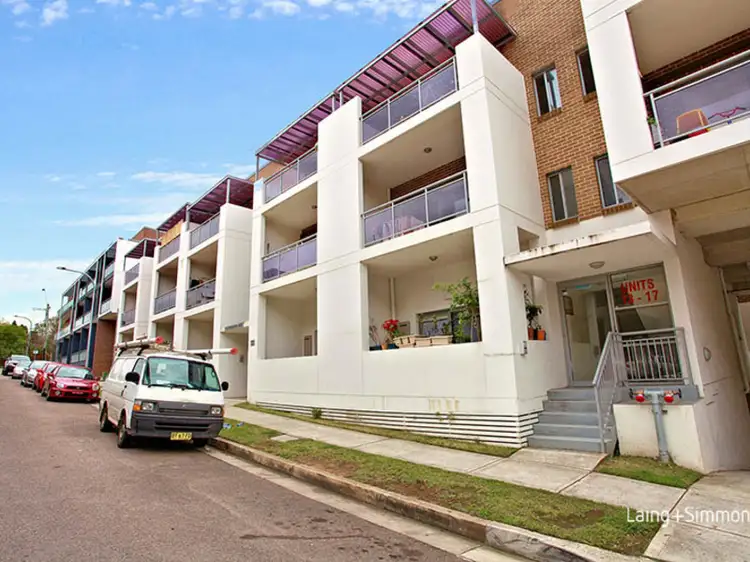 14/2-6 Howard Avenue, Northmead NSW 2152