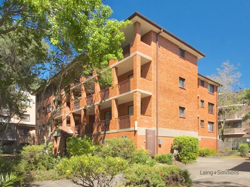 Main view of Homely unit listing, 4/6-8 Alfred St, Westmead NSW 2145