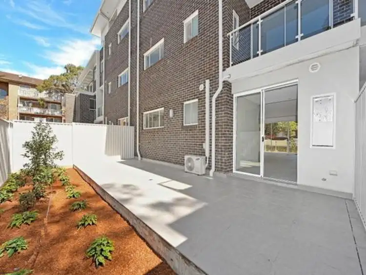 2/22 Seventh Ave, Campsie NSW 2194