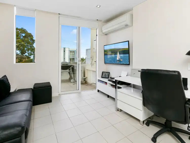 Fifth view of Homely studio listing, 45/4-16 Kingsway, Dee Why NSW 2099
