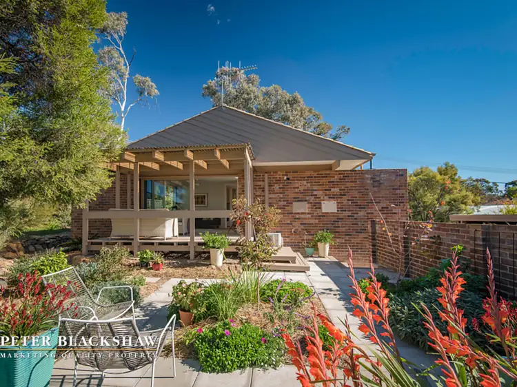 6 Kearne Place, Kambah ACT 2902